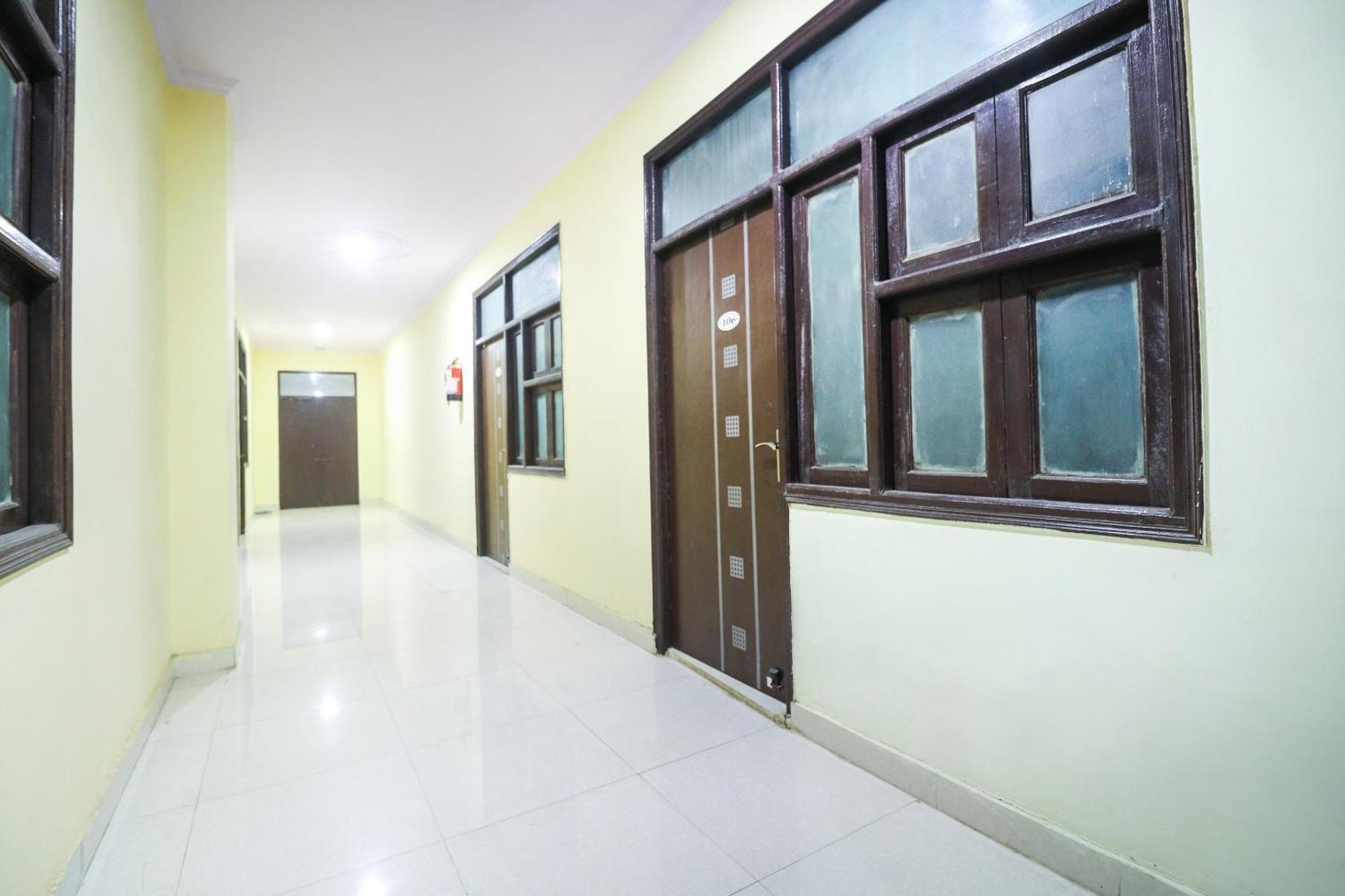 Hotel O Sunrise Inn Indirapuram ภายนอก รูปภาพ