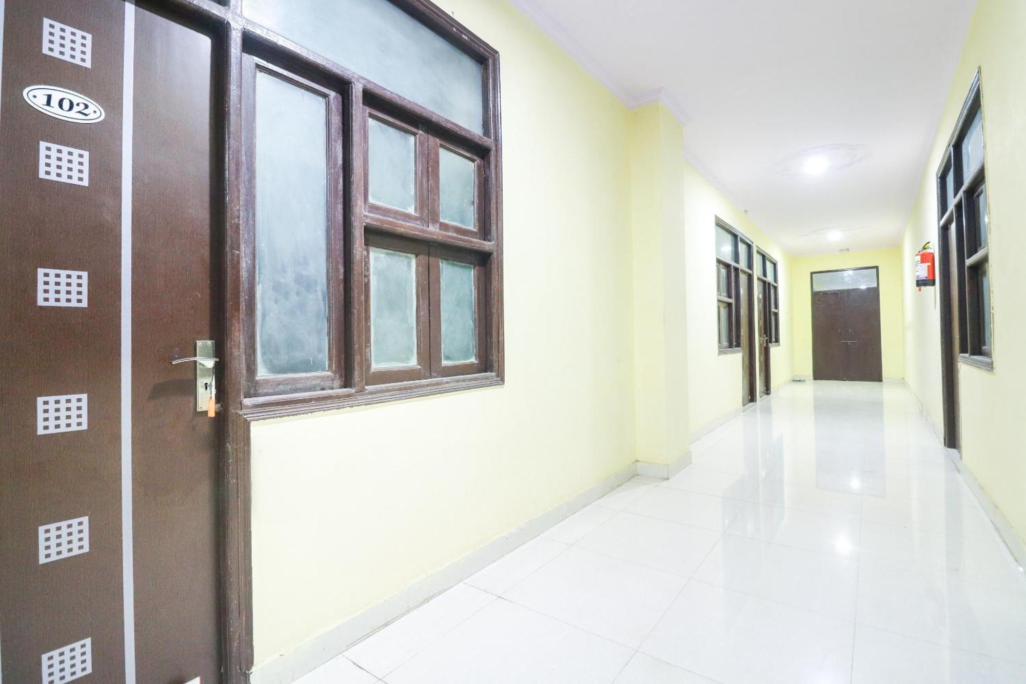 Hotel O Sunrise Inn Indirapuram ภายนอก รูปภาพ